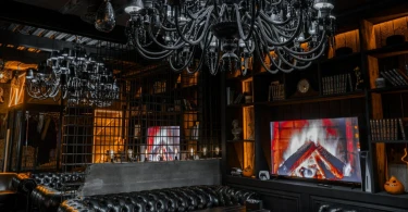 priority-headline-background