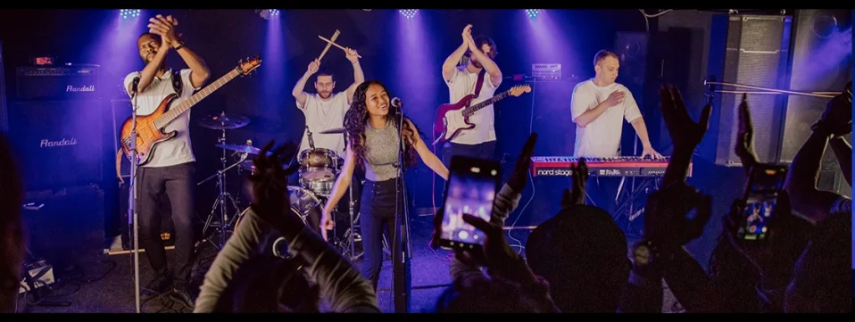 LEGRUVY (КАМЕРУН/МАДАГАСКАР/РОССИЯ)